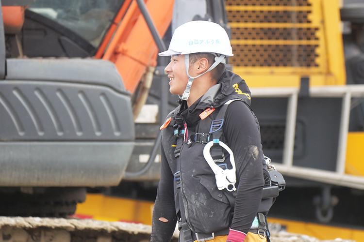 外で体を動かすこと・何かを作ることが好きな人